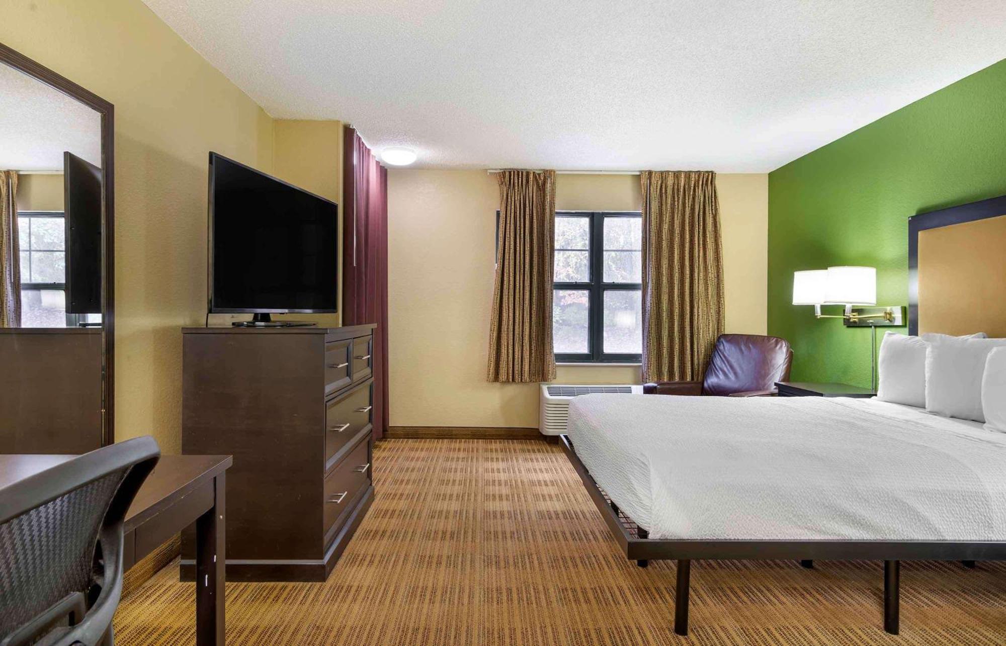 Suburban Bradley Park Hotel Columbus